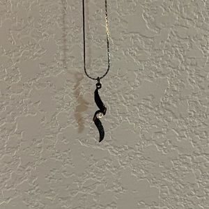 Black metal twist necklace